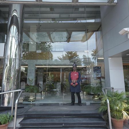 Maurya Rajadhani Thiruvananthapuram Exteriör bild