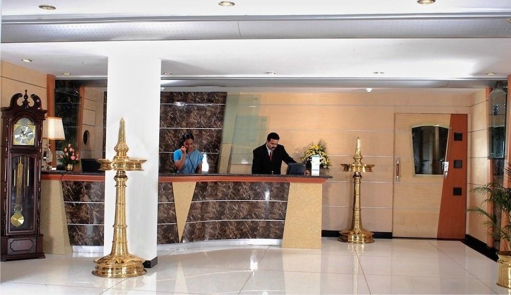 Maurya Rajadhani Thiruvananthapuram Exteriör bild