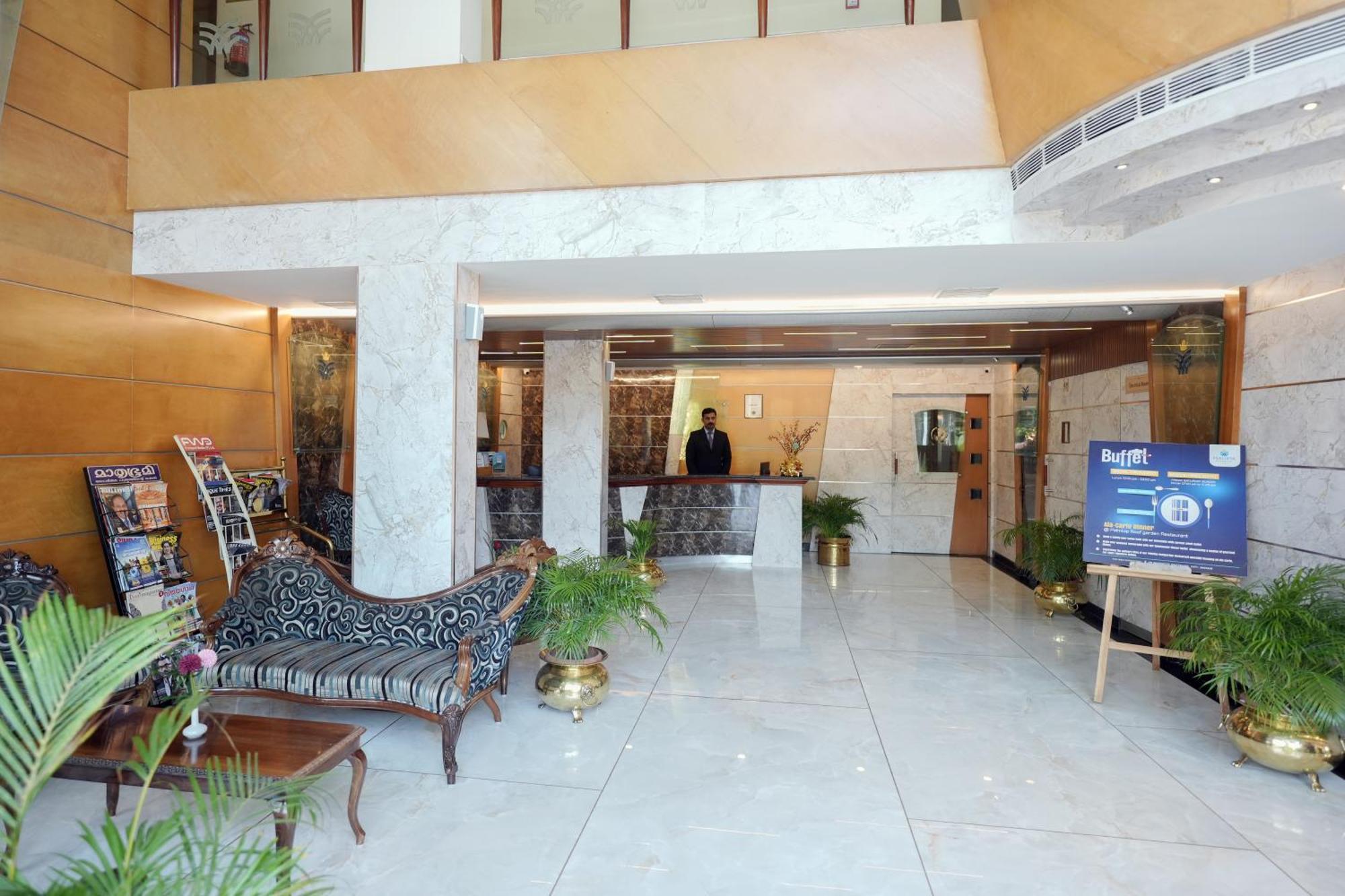 Maurya Rajadhani Thiruvananthapuram Exteriör bild